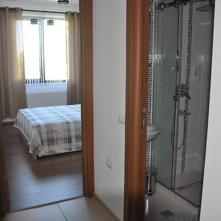 Apartment Sunshine Mamaia